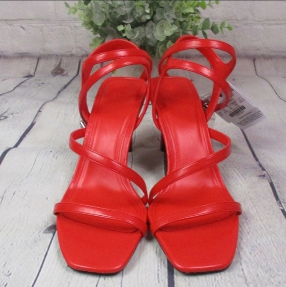 NWT Bershka Fire Engine Red Strappy High Heels - Picture 3 of 8